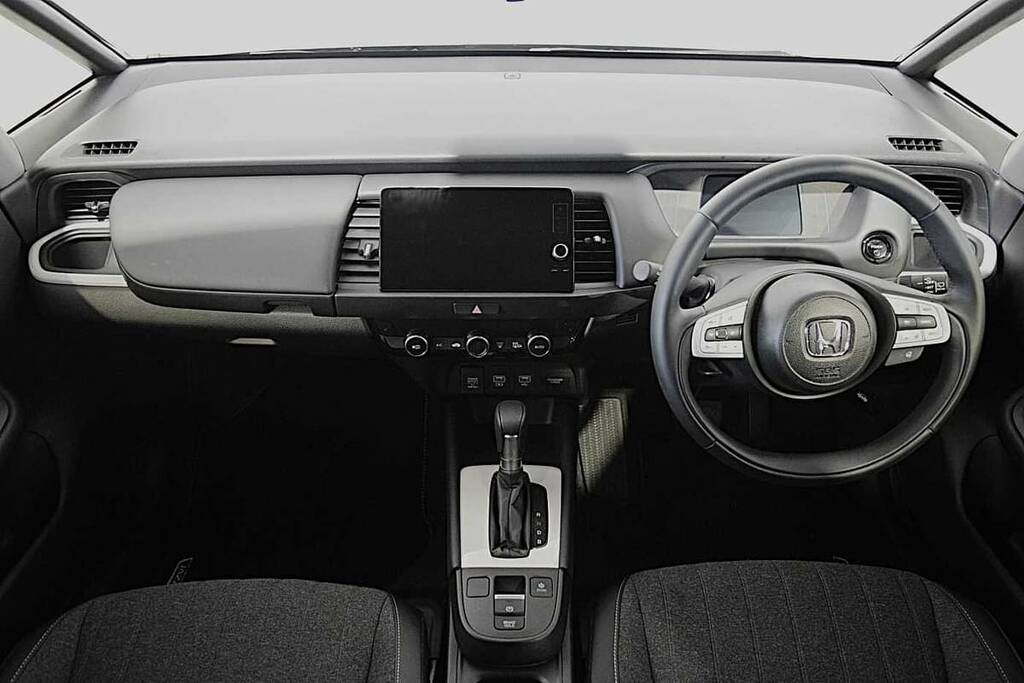 Honda Jazz 1.5 I-mmd Hybrid Advance Ecvt VN25GKK Blue #4