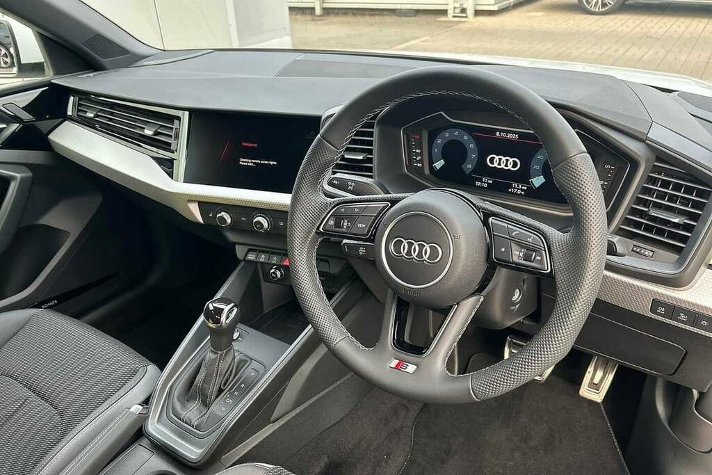 Audi A1 30 Tfsi S Line S Tronic VX75XFY White #6