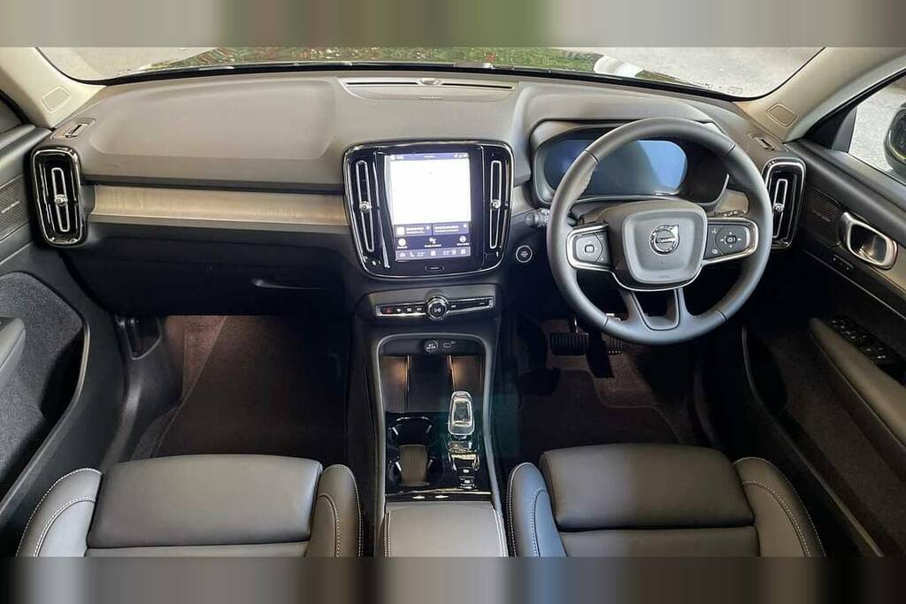 Volvo XC40 2.0 B3p Ultra Dark BG75AOB Black #5