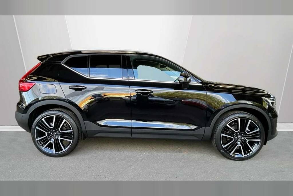 Volvo XC40 2.0 B3p Ultra Dark BG75AOB Black #3