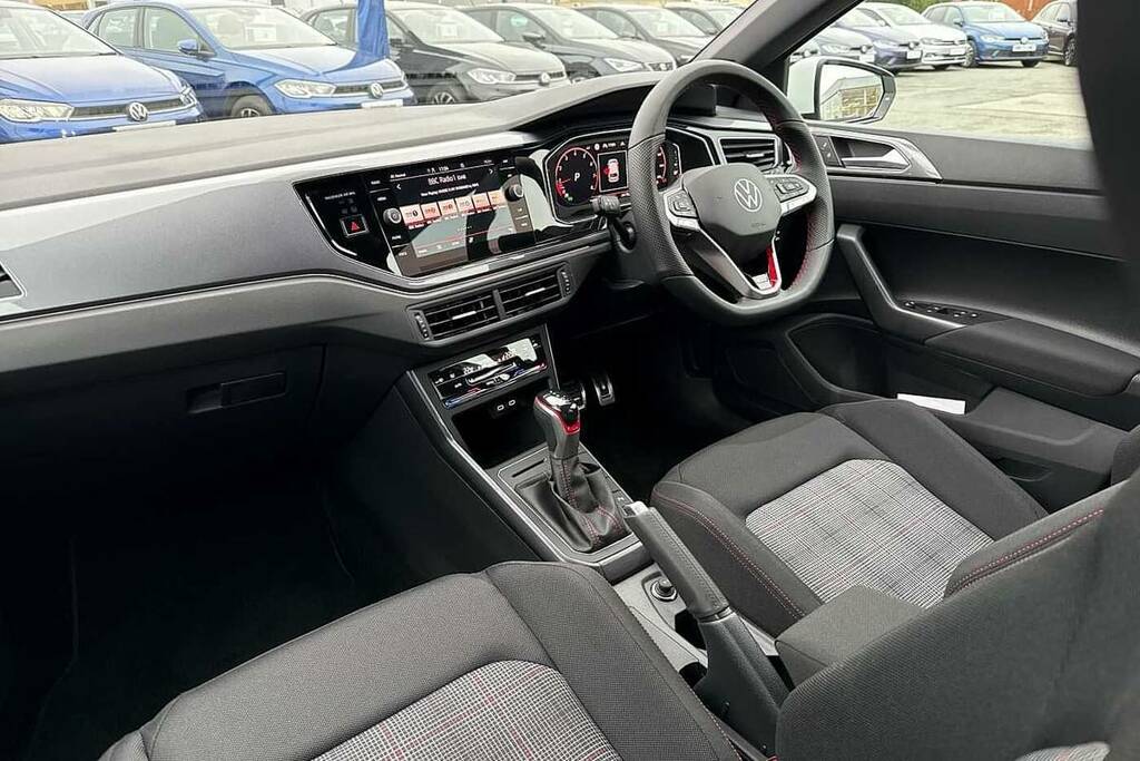 Volkswagen Polo 2.0 Tsi Gti Dsg VX75YWY White #2
