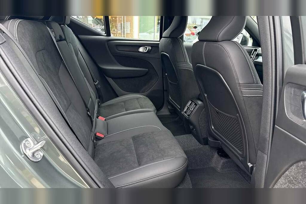 Volvo XC40 2.0 B4p Plus Dark VO75BVA  #6