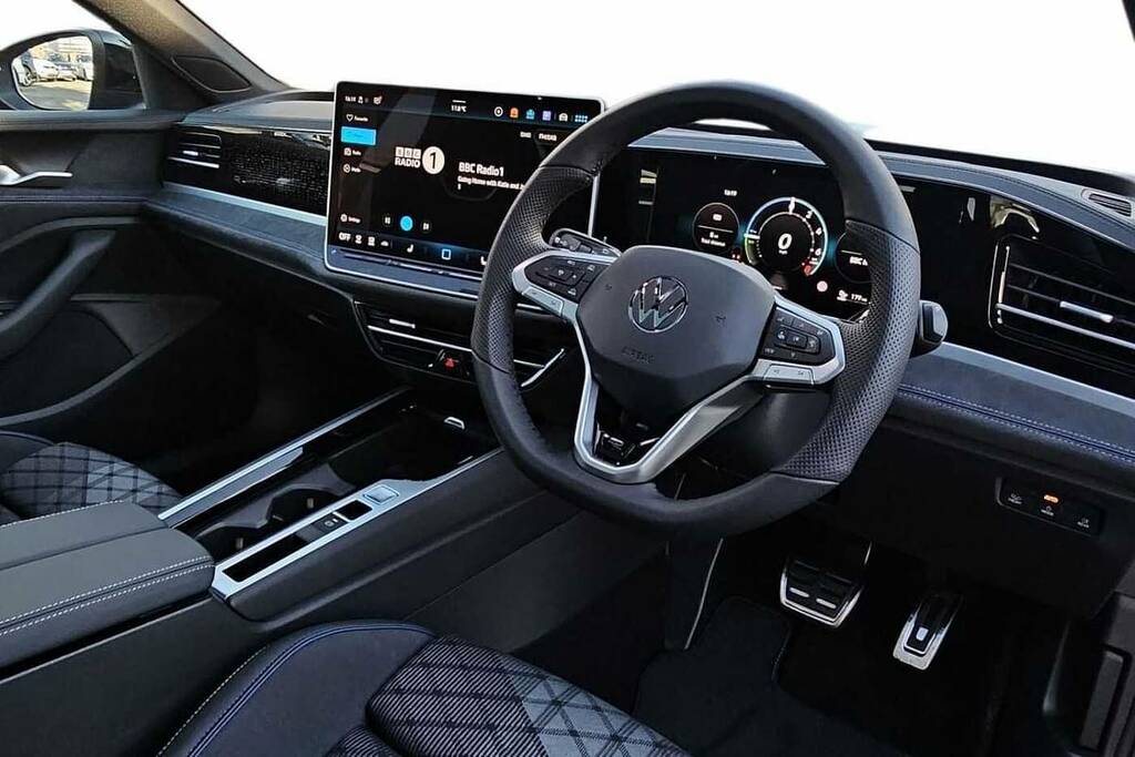 Volkswagen Passat 1.5 Tsi Ehybrid Black Edition Dsg VO75HTJ Grey #6