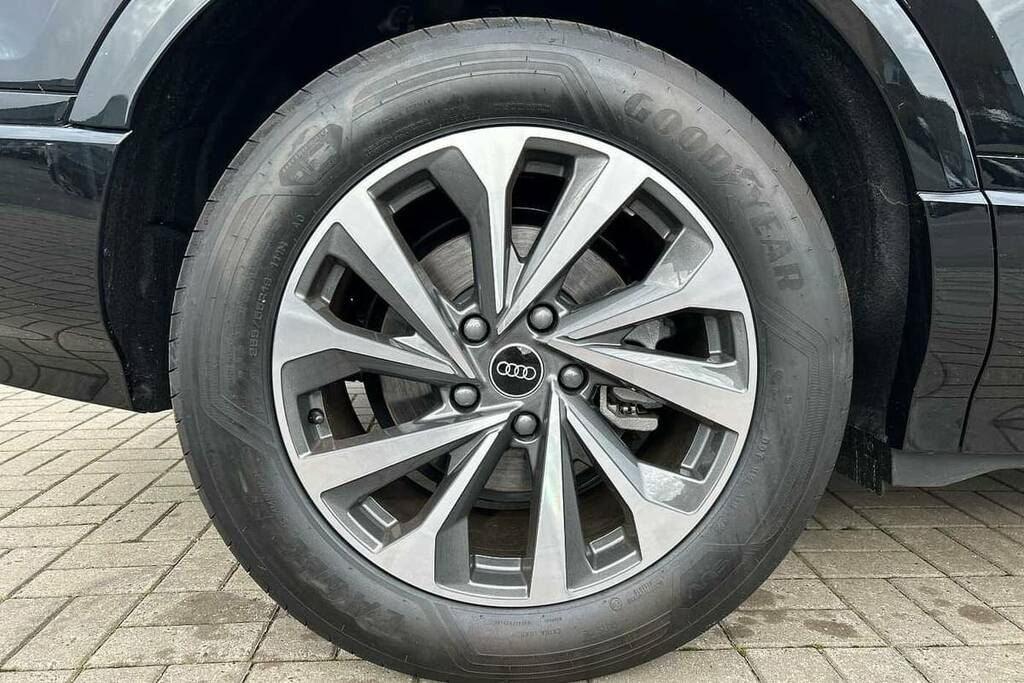 Audi Q6 E-Tron 225Kw Performance 100Kwh Sport Black #5