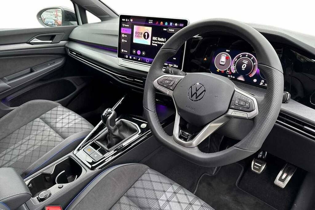 Volkswagen Golf 1.5 Tsi 150 Black Edition VO75YHX White #6