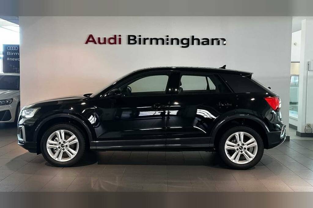 Audi Q2 30 Tfsi 116 Sport BG75YTK Black #3