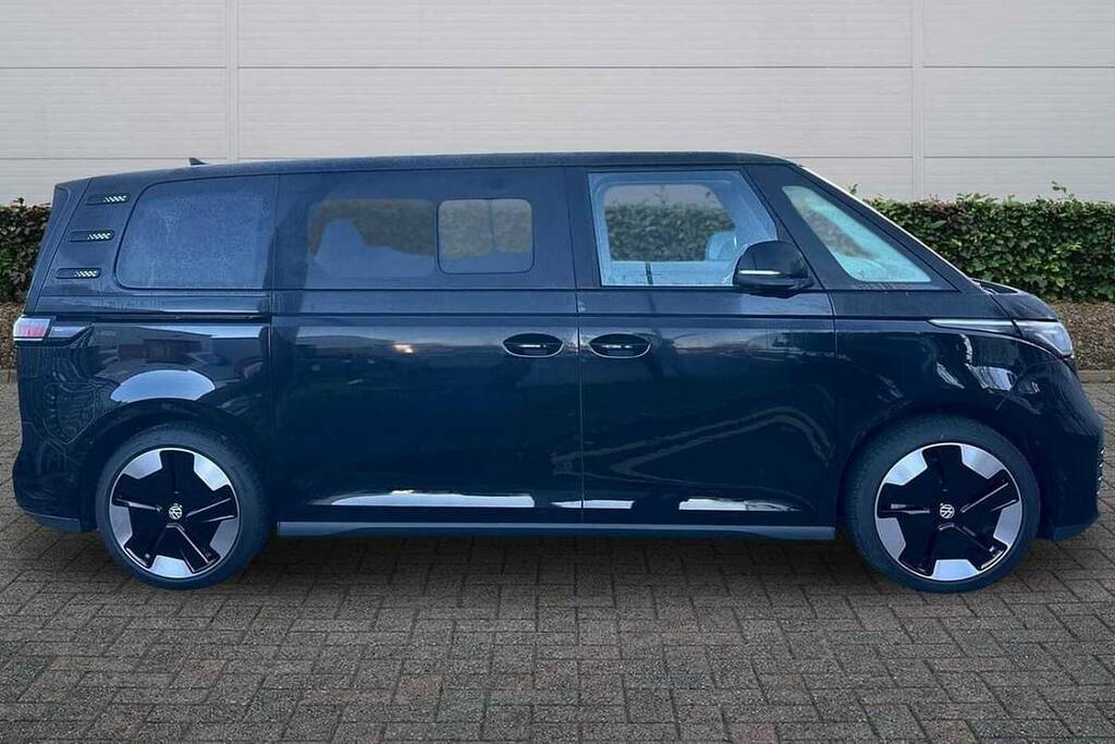 Volkswagen ID.Buzz 210Kw Style Pro 86Kwh Lwb 6 Seat VK75NWW Black #4