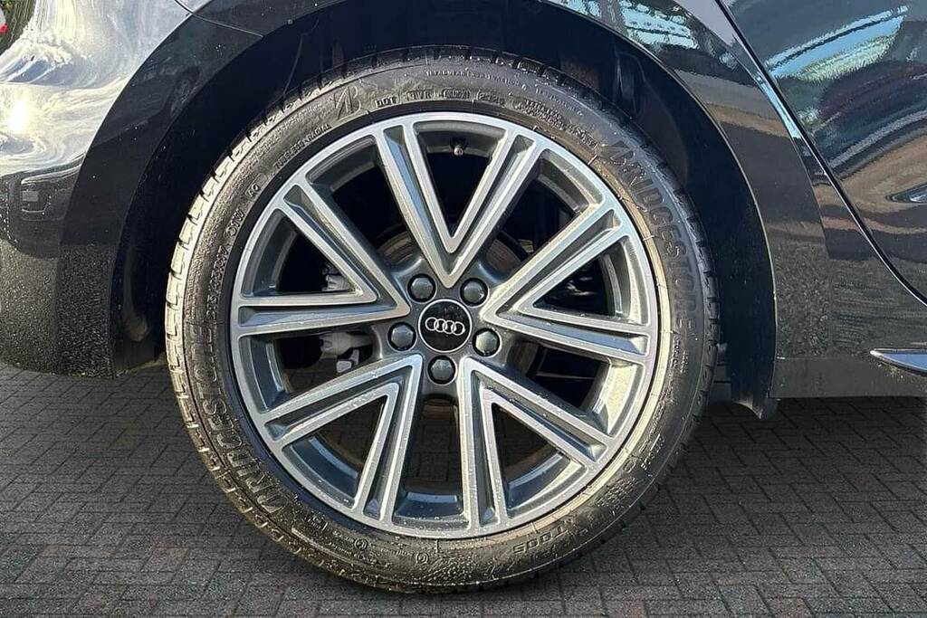 Audi A1 30 Tfsi S Line VK75USG Black #5