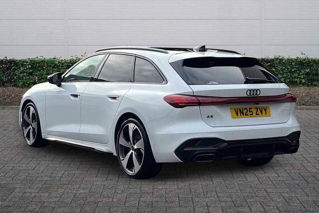 Audi A5 2.0 Tfsi 204 Edition 1 S Tronic VN25ZVY White #3