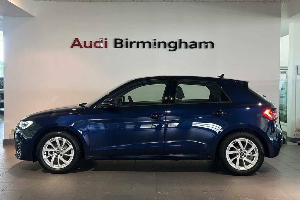 Audi A1 30 Tfsi Sport S Tronic VX75XFN Blue #4