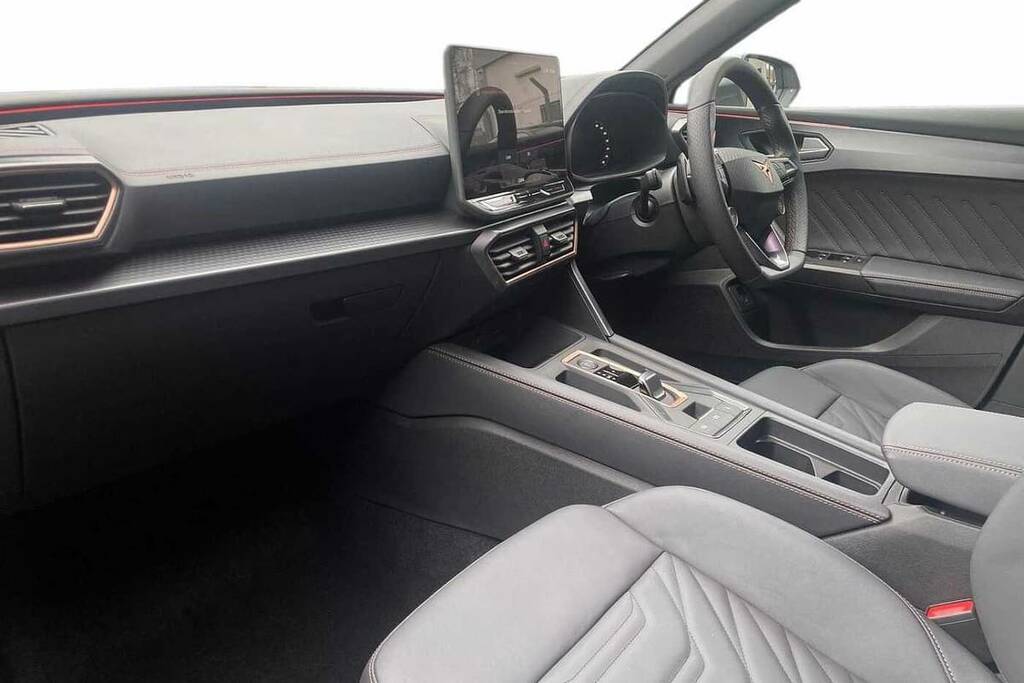 Cupra Leon 1.5 Etsi 150 V3 Dsg BT75LXV White #2