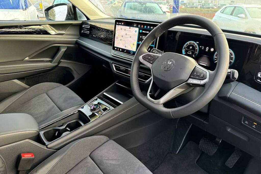 Volkswagen Tiguan 1.5 Etsi 150 Elegance Dsg VX75YTL Black #6