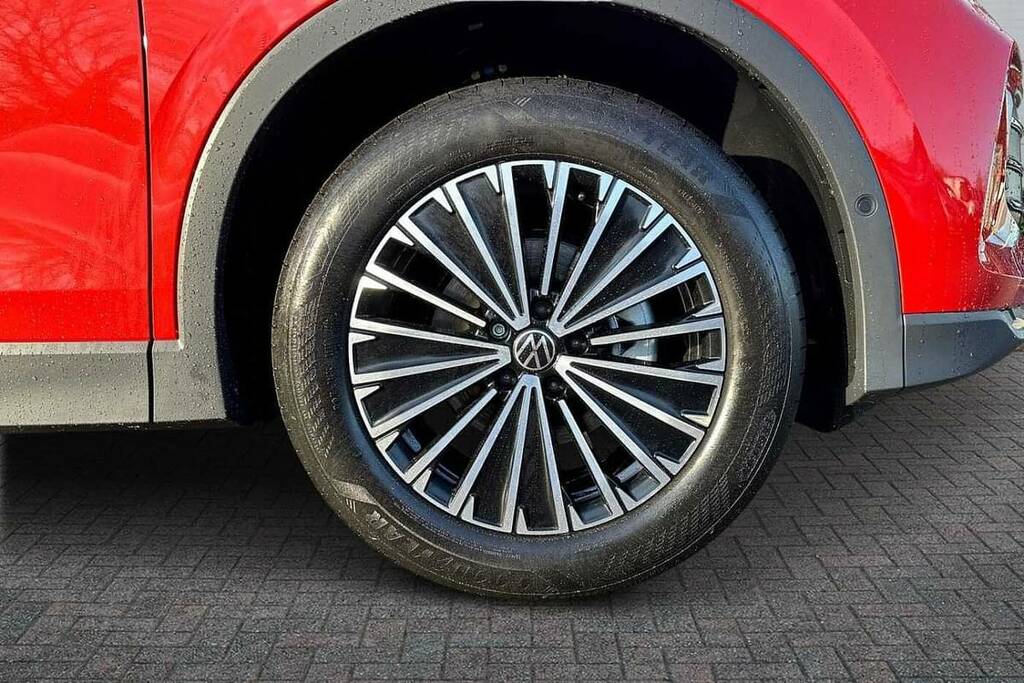 Volkswagen Tiguan 1.5 Etsi 150 Match Dsg VK75HTT Red #5