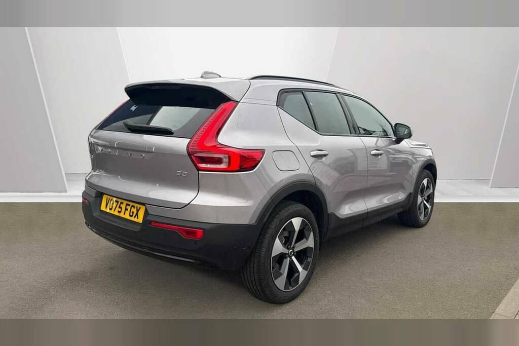Volvo XC40 2.0 B3p Plus Dark VO75FGX Silver #2
