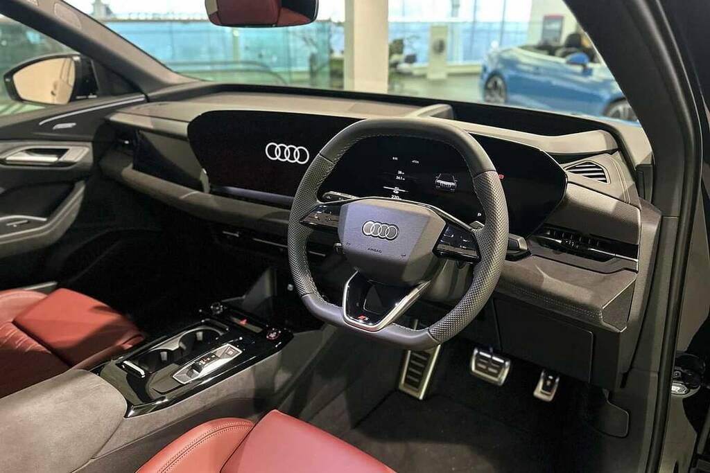 Audi SQ6 E-Tron 360Kw Sq6 Quattro 100Kwh Edition 1 Black #2