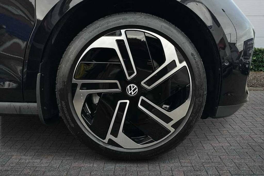 Volkswagen ID.Buzz 250Kw Gtx Pro 86Kwh 4Motion Lwb 6 Seat VU75PXX Black #5