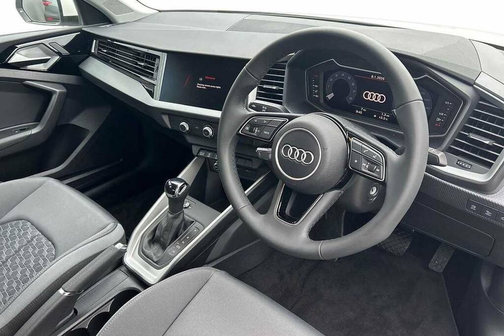 Audi A1 30 Tfsi Sport S Tronic VO75URX White #6