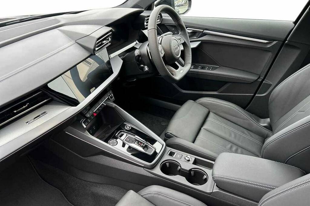 Audi A3 1.5 Tfsi 116 S Line S Tronic VO75TFV Black #2