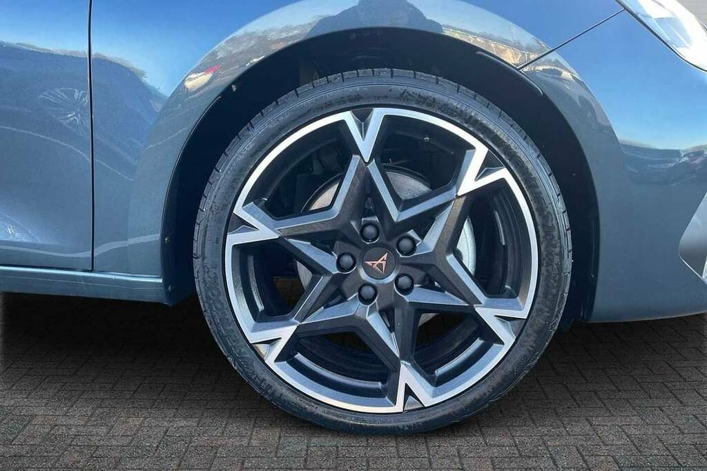 Cupra Leon 1.5 Etsi 150 V2 Dsg BJ75SSX Grey #5