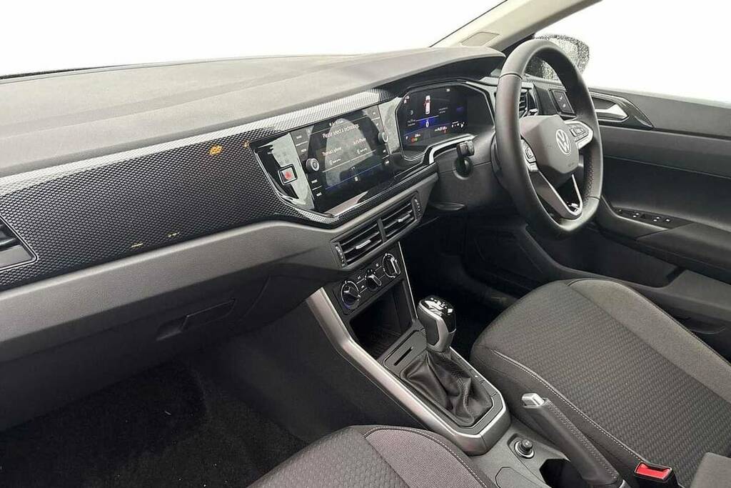 Volkswagen Polo 1.0 Tsi Match Dsg BT75MDE Black #2
