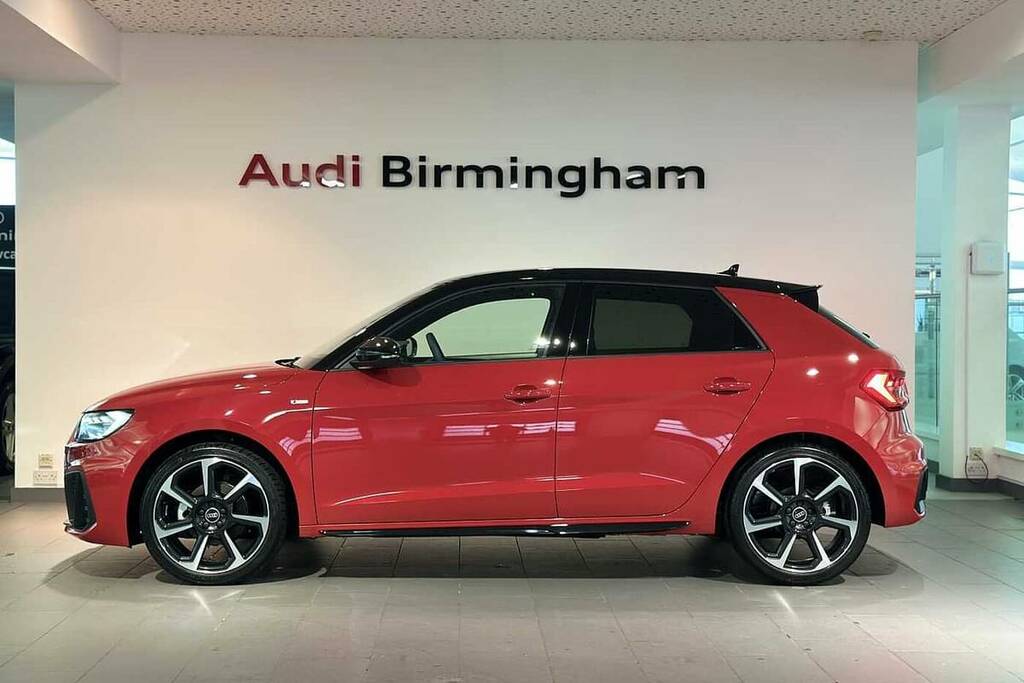Audi A1 30 Tfsi Black Edition S Tronic BL75SXC Red #4