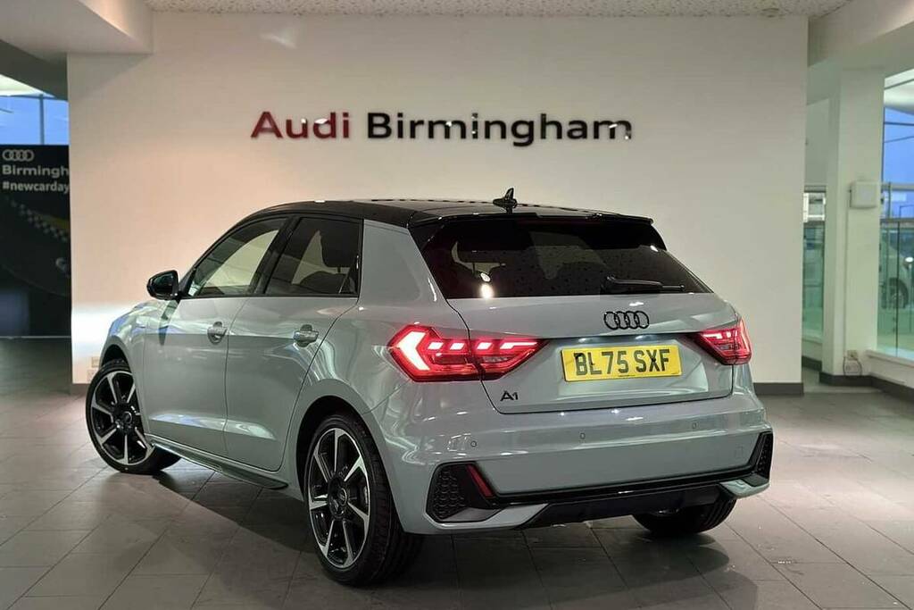 Audi A1 30 Tfsi Black Edition S Tronic BL75SXF Grey #3