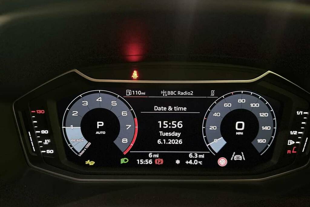 Audi A1 30 Tfsi Black Edition S Tronic BL75SXF Grey #6