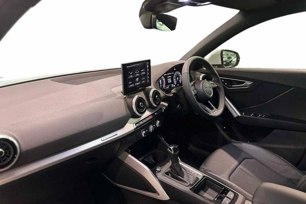 Audi Q2 35 Tfsi S Line S Tronic White #2