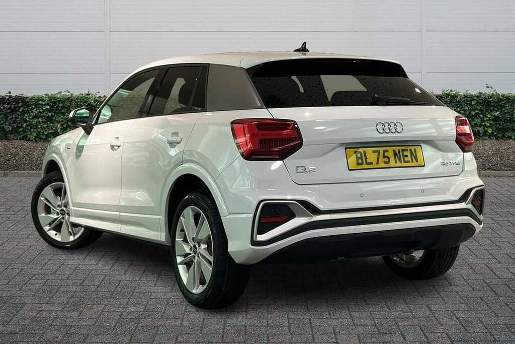 Audi Q2 35 Tfsi S Line S Tronic White #3