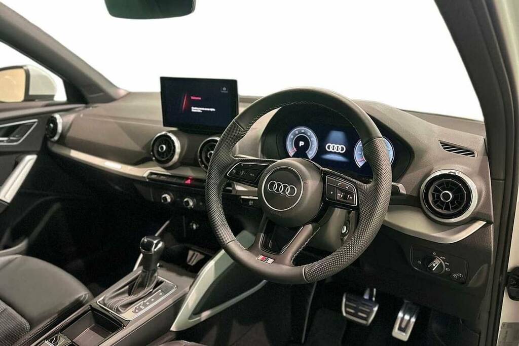 Audi Q2 35 Tfsi S Line S Tronic White #6