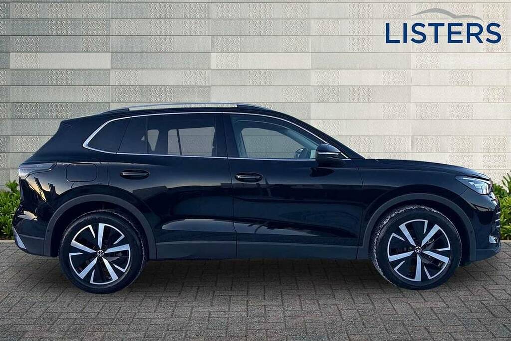Volkswagen Tiguan 1.5 Etsi 150 Elegance Dsg BL75HFP Black #4