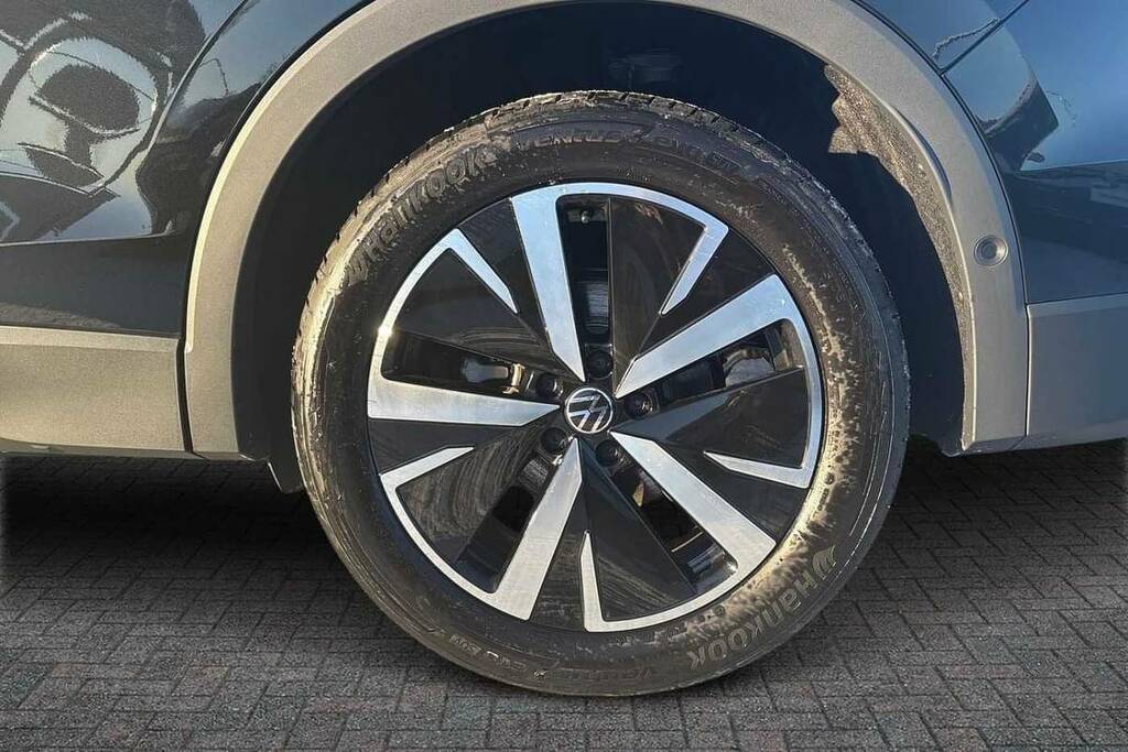 Volkswagen Tiguan 1.5 Etsi 150 Elegance Dsg BL75MPU Black #5