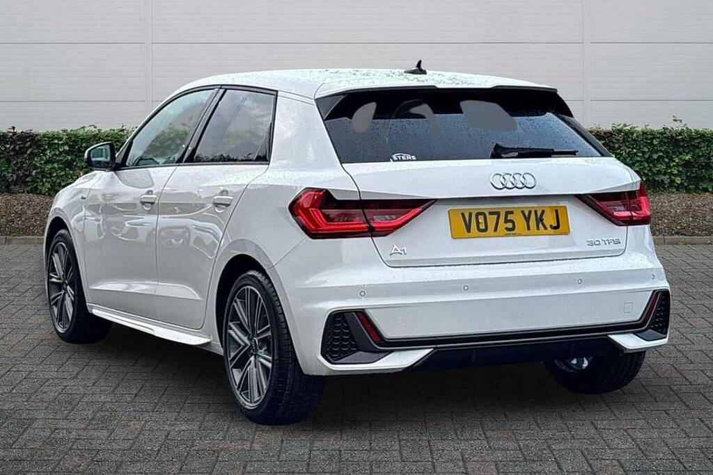 Audi A1 30 Tfsi S Line S Tronic VO75YKJ White #3