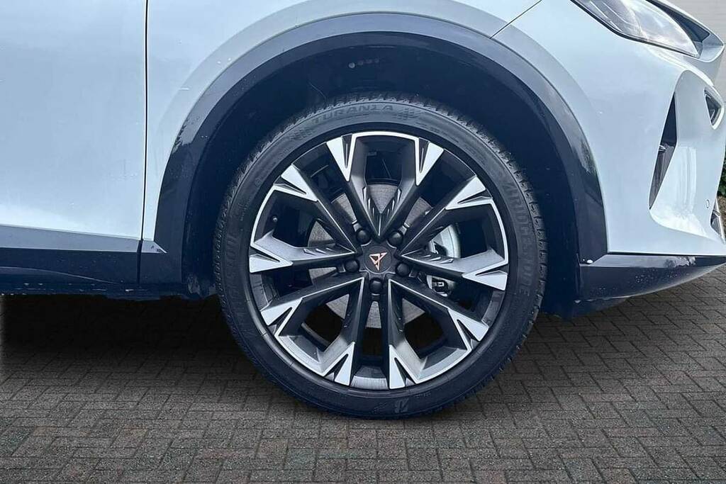 Cupra Formentor 1.5 Tsi 150 V3 VK75WVS White #5