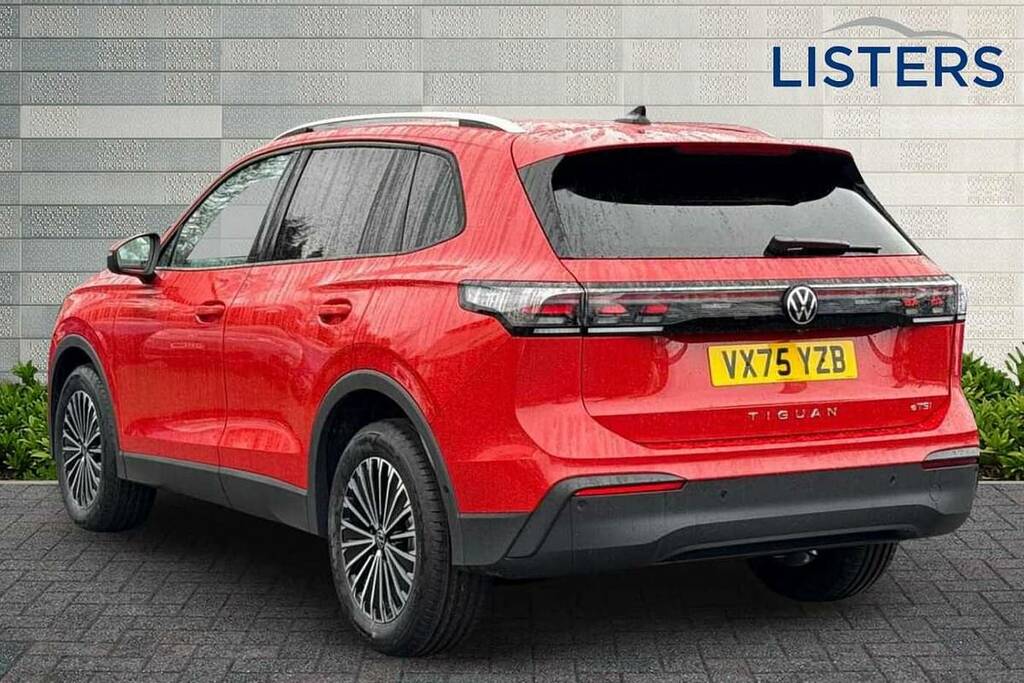 Volkswagen Tiguan 1.5 Etsi Match Dsg VX75YZB Red #3