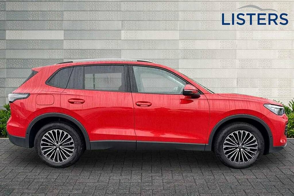 Volkswagen Tiguan 1.5 Etsi Match Dsg VX75YZB Red #4