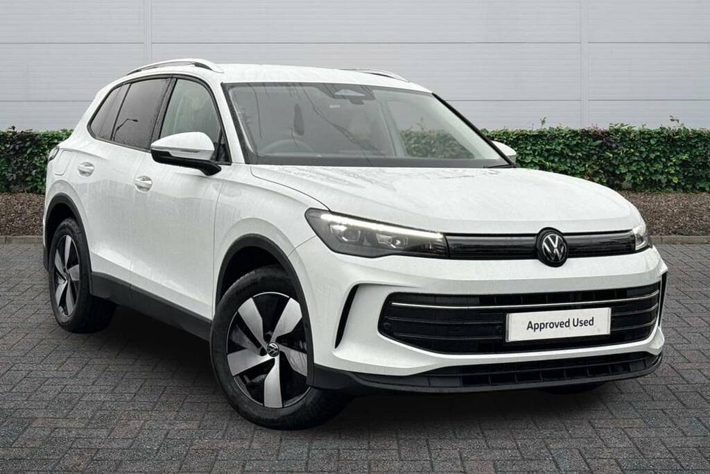 Volkswagen Tiguan 1.5 Etsi 150 Match Dsg White
