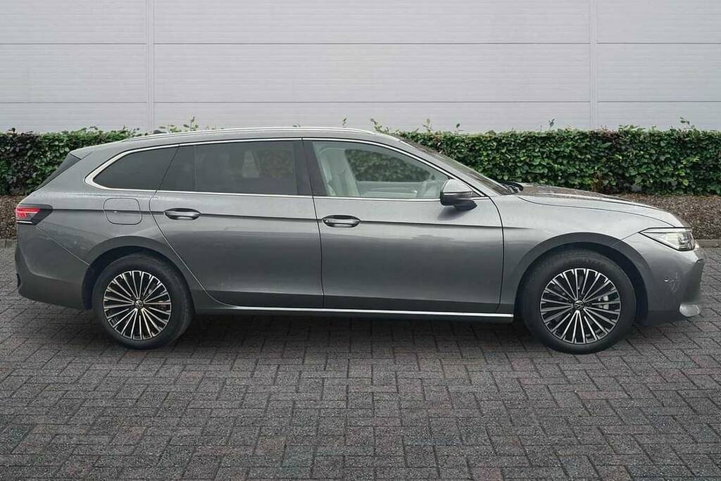 Volkswagen Passat 1.5 Tsi Ehybrid Elegance Dsg Grey #4