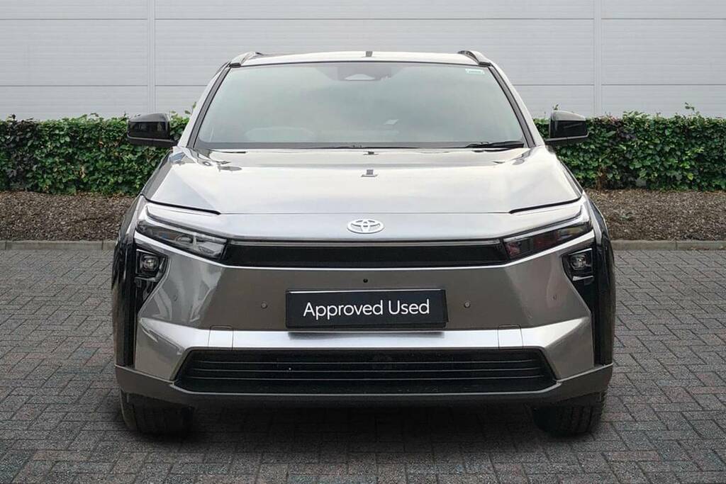 Toyota bZ4X 165Kw Design 73Kwh Silver #3