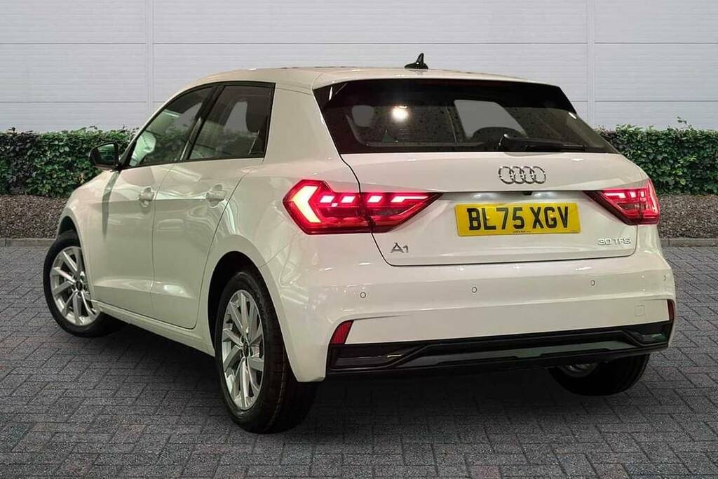 Audi A1 30 Tfsi Sport S Tronic BL75XGV White #3