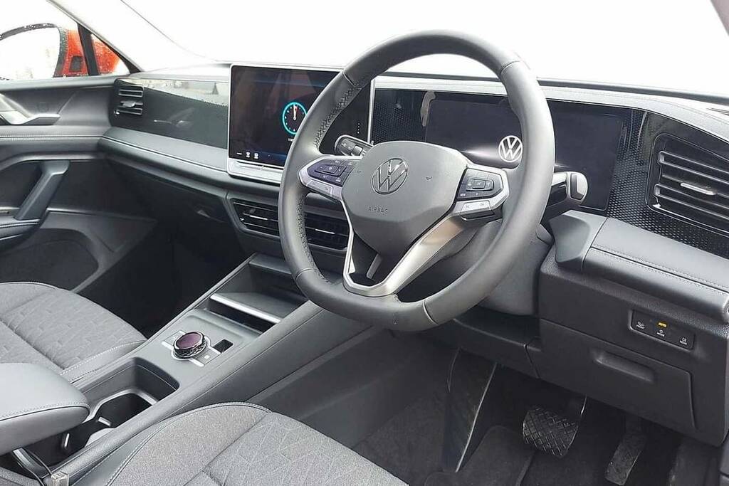 Volkswagen Tiguan 1.5 Etsi 150 Match Dsg BP75OMS Red #6