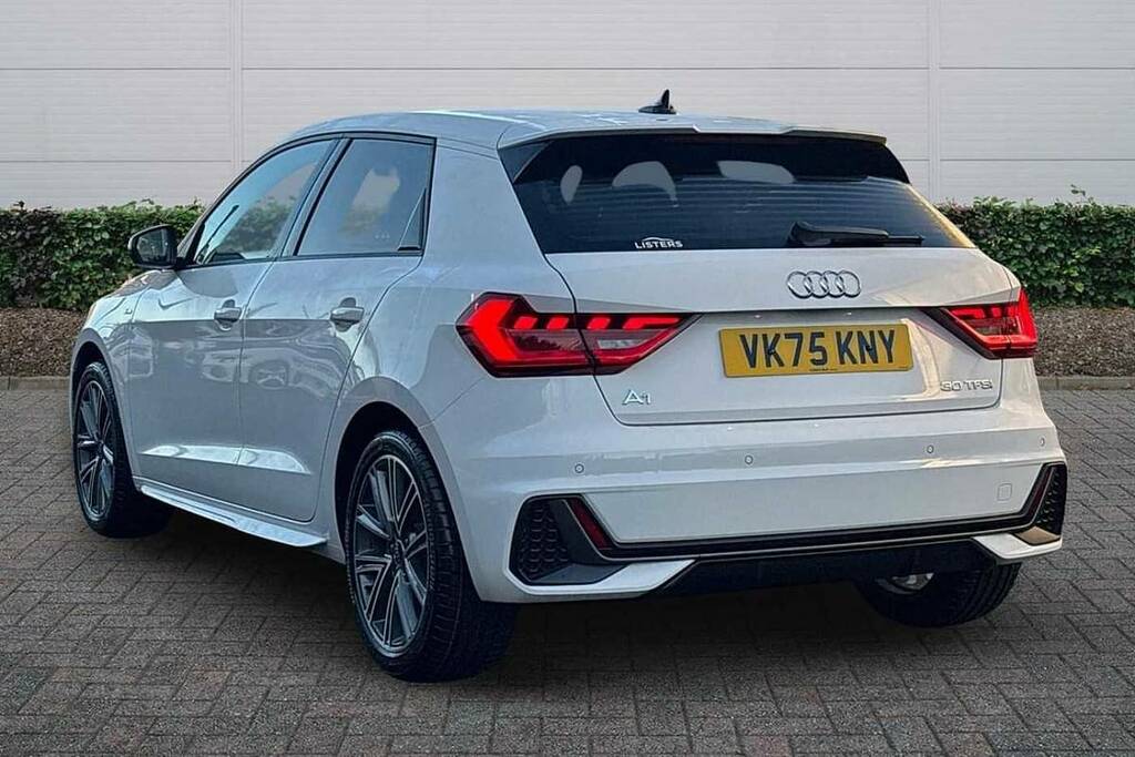 Audi A1 30 Tfsi S Line S Tronic VK75KNY White #3