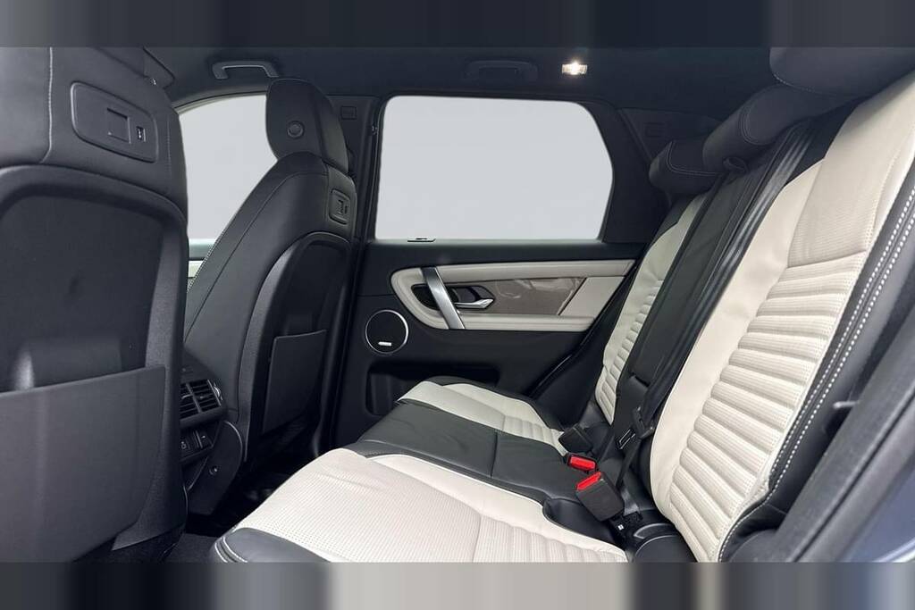 Land Rover Discovery Sport 1.5 P270e Metropolitan 5 Seat VX75PTU  #4