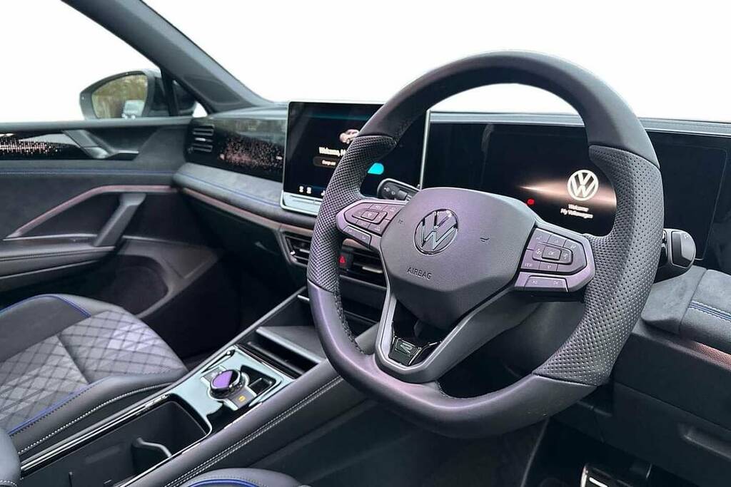 Volkswagen Tiguan 2.0 Tsi 265 4Motion Black Edition Dsg VN75OBT White #6