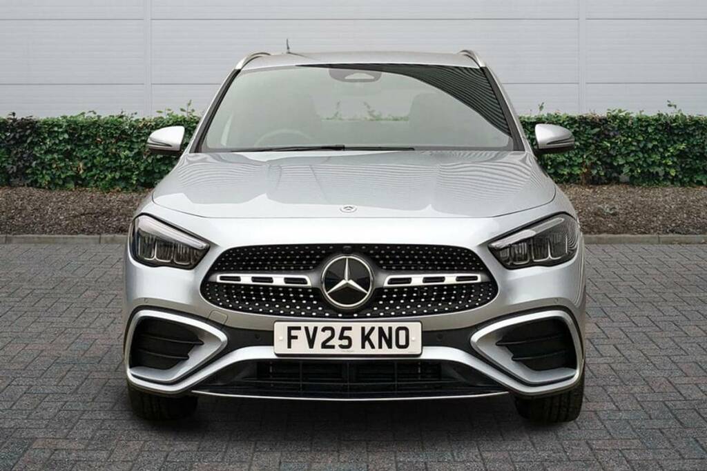 Mercedes-Benz GLA Class 250E Amg Line Executive FV25KNO Silver #3