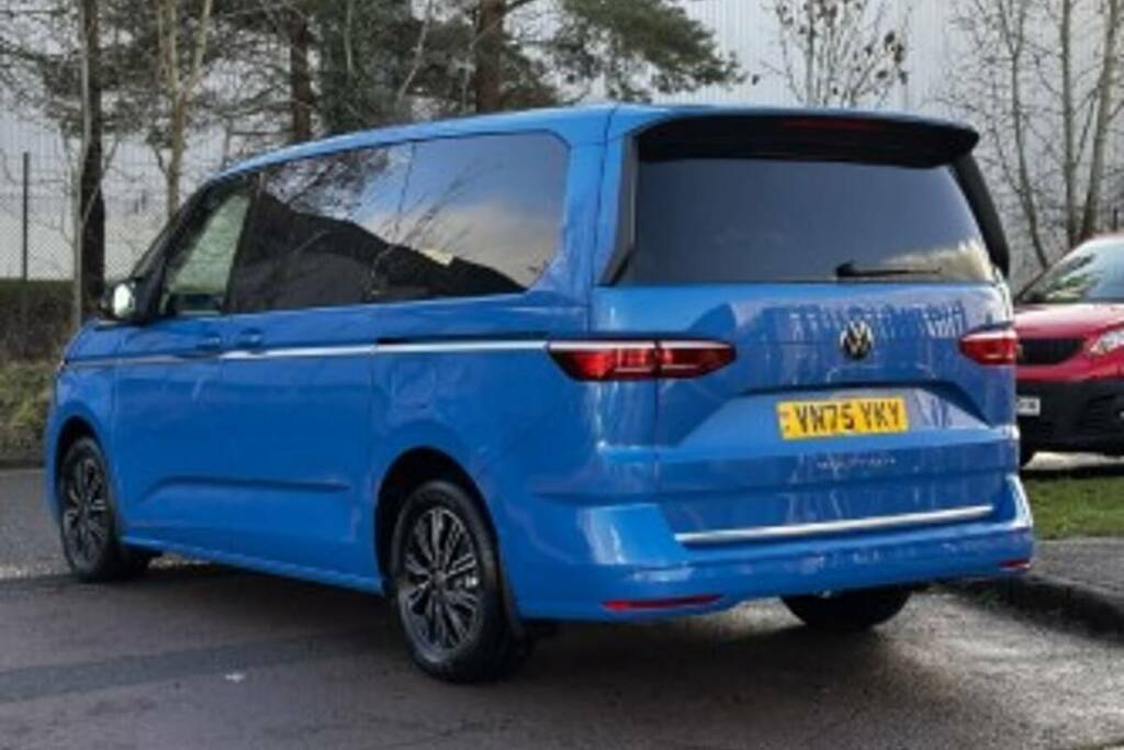 Volkswagen Multivan 2.0 Tdi Style Lwb Dsg VN75YKY Blue #3