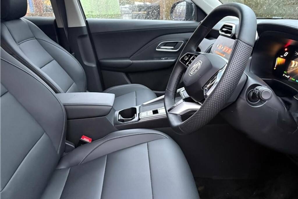 MG ZS 1.5 Hybrid Trophy KS75WVB Black #2