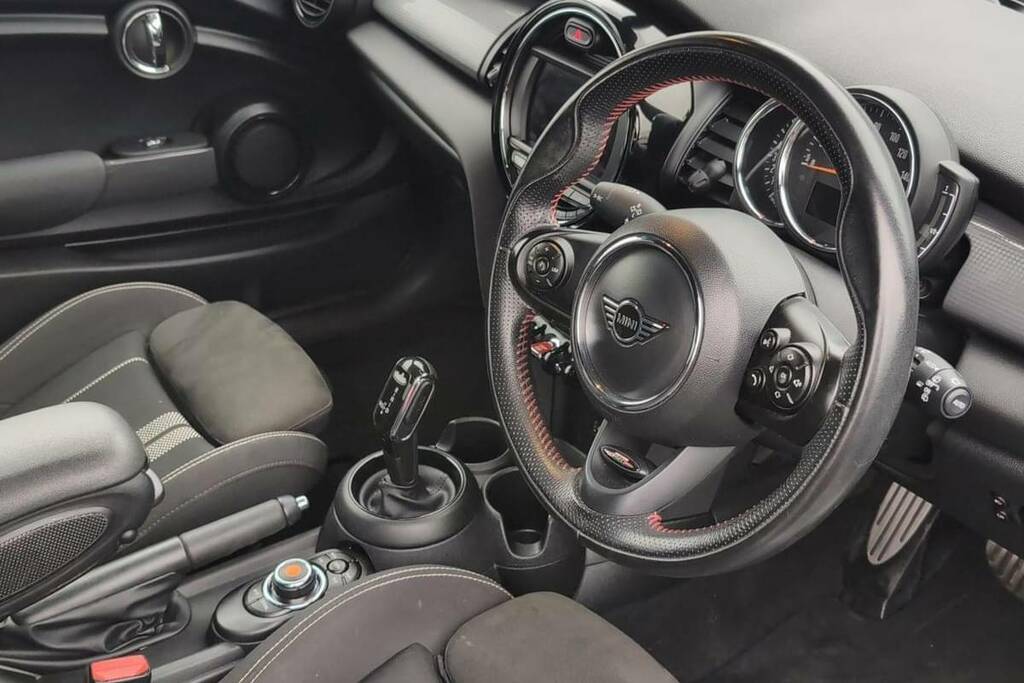 Mini Hatch 1.5 Cooper Sport II FY20YWS White #6