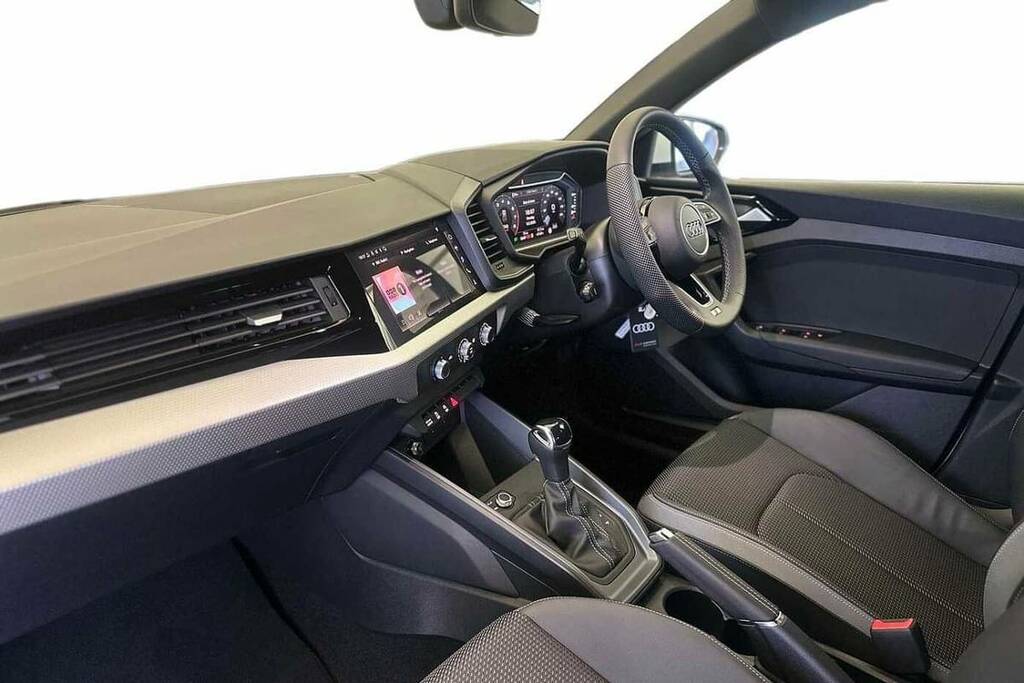 Audi A1 30 Tfsi S Line S Tronic BP75OOJ White #2