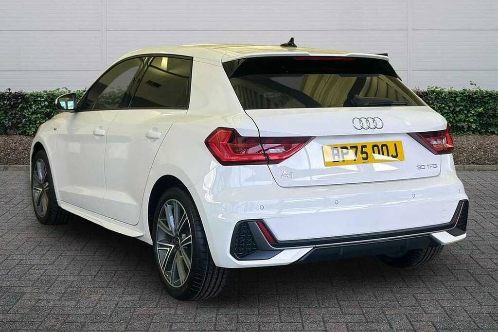 Audi A1 30 Tfsi S Line S Tronic BP75OOJ White #3